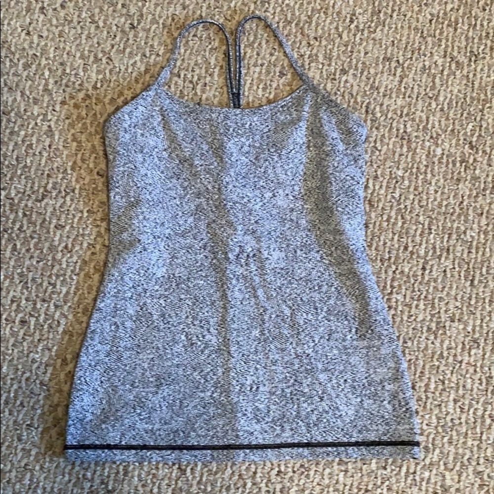 Lululemon top